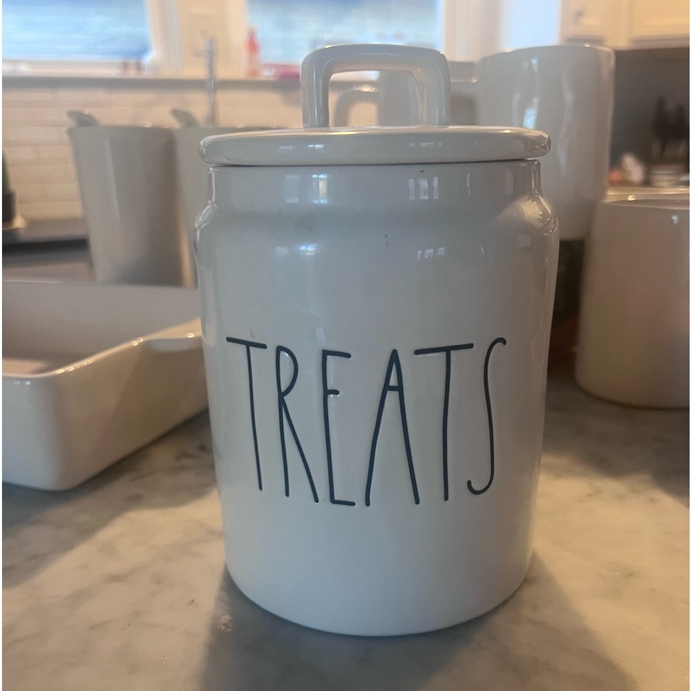 Rae Dunn treats jar